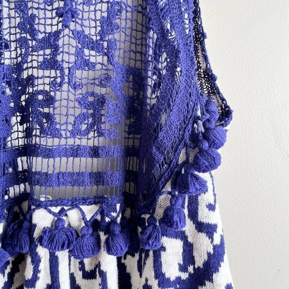 Anthropologie Moth Turson Netted Crochet Tassel Vest in Navy & Cream, M/L - Picture 10 of 12